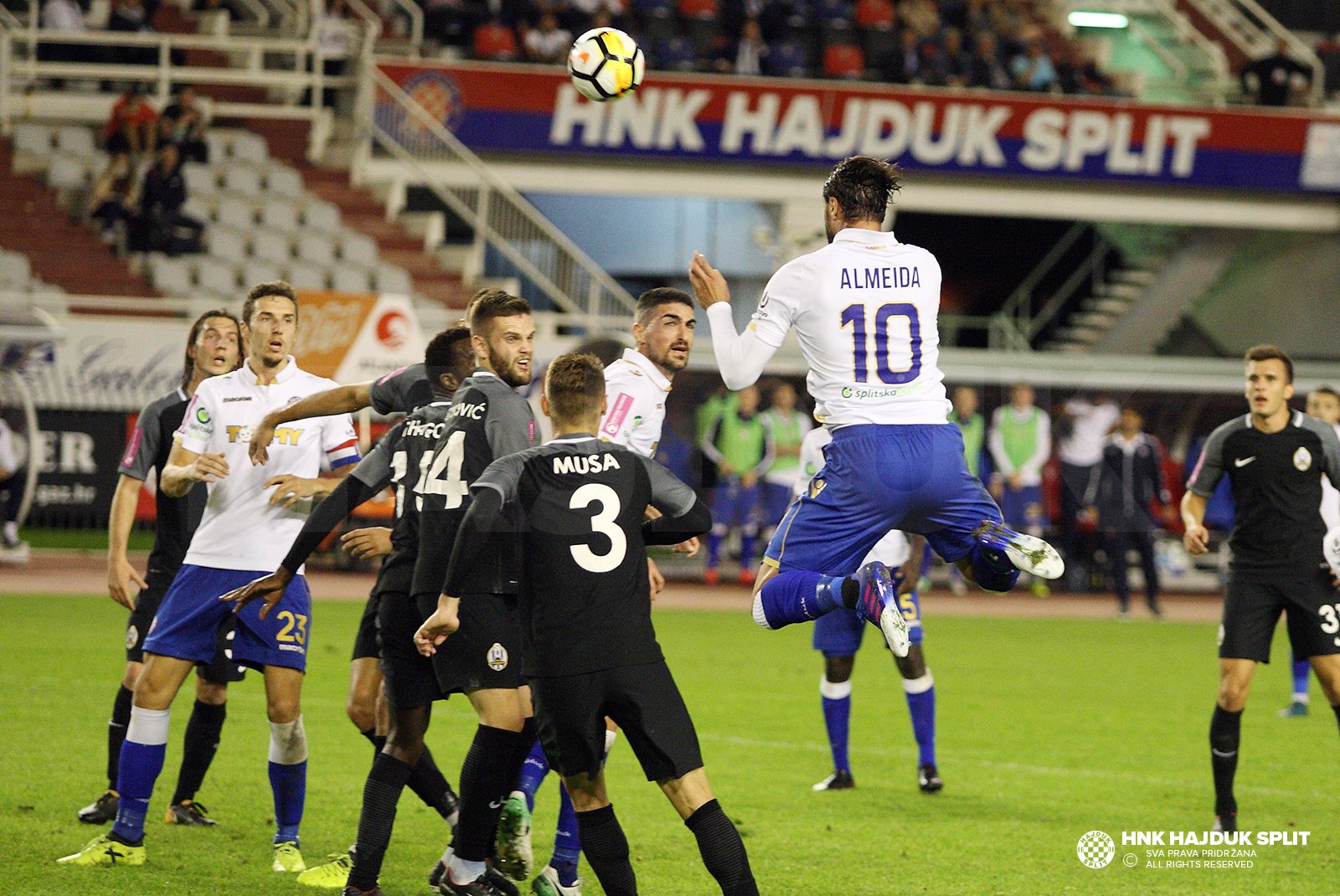 Hajduk - Lokomotiva 2:2